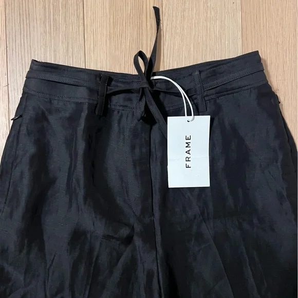 FRAME NWT High Waisted Safari Trouser in Noir. Size 4